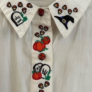 Karen Scott embroidered Halloween button down